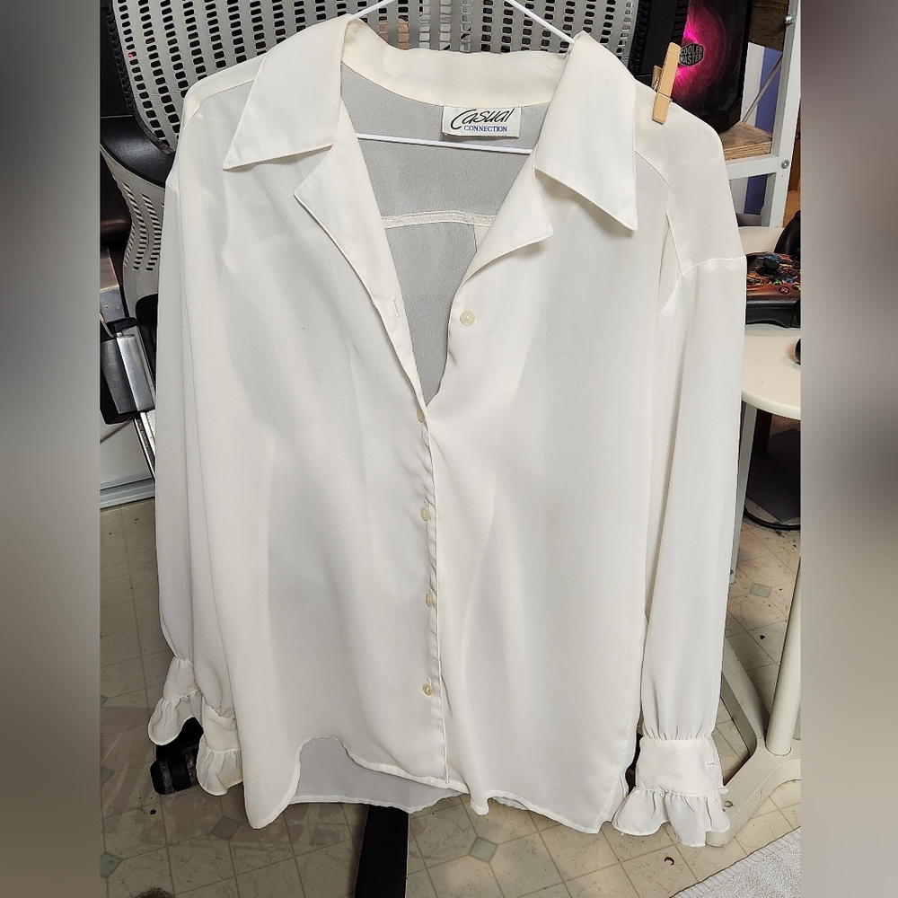 Casual connection large white pirate shirt with flared sleeves